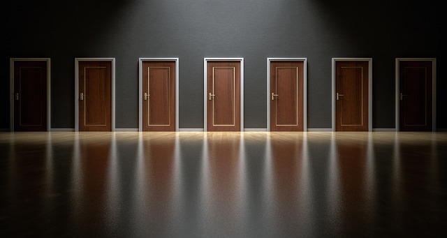 pixabay-doors-1587329_640